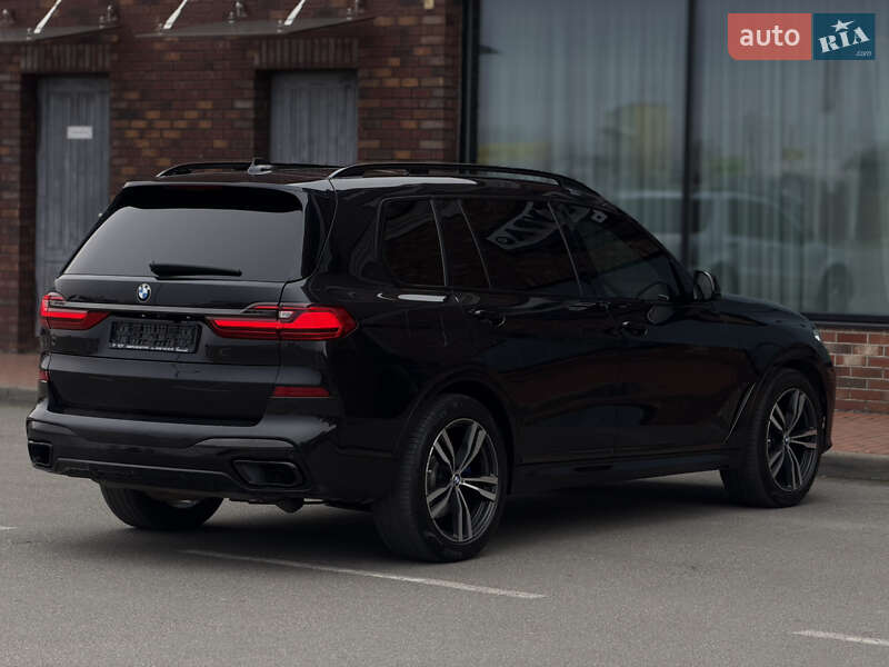 Внедорожник / Кроссовер BMW X7 2019 в Киеве