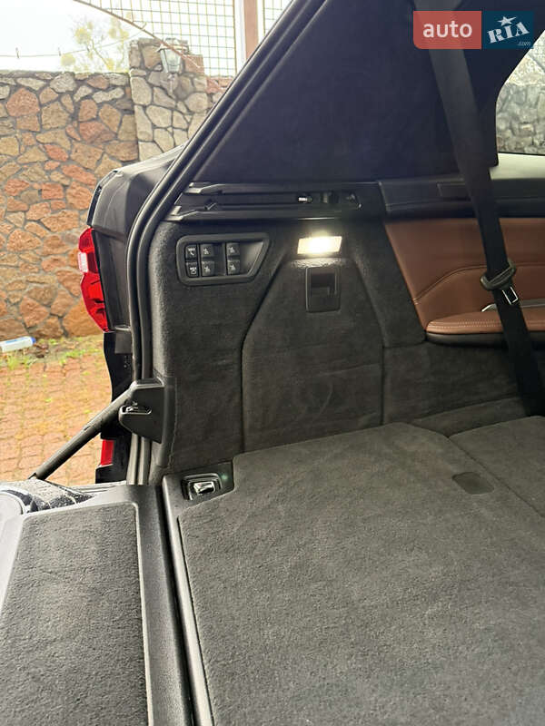 Внедорожник / Кроссовер BMW X7 2021 в Коростене