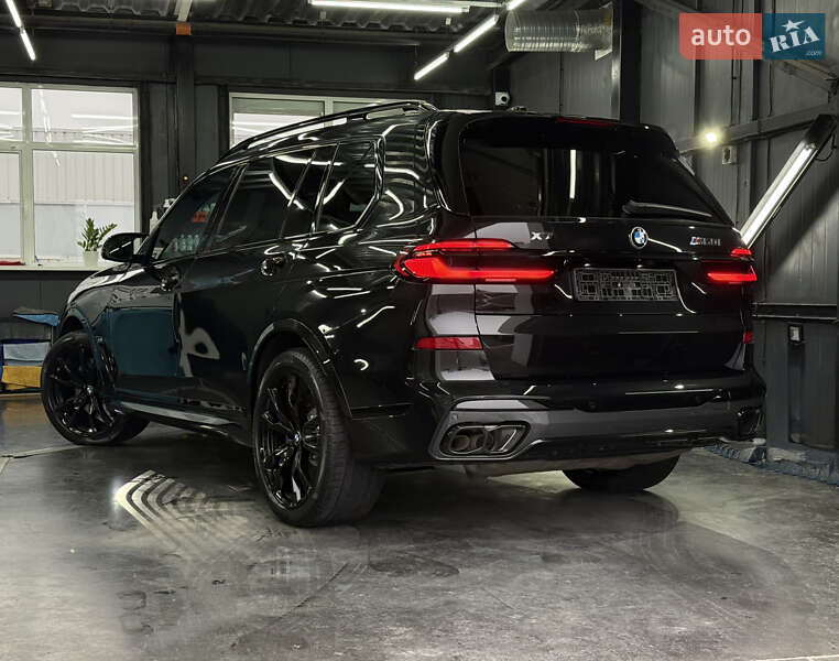 Внедорожник / Кроссовер BMW X7 2025 в Киеве