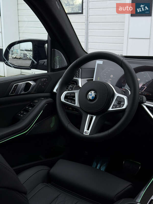 Внедорожник / Кроссовер BMW X7 2025 в Киеве