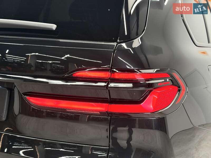 Внедорожник / Кроссовер BMW X7 2023 в Киеве