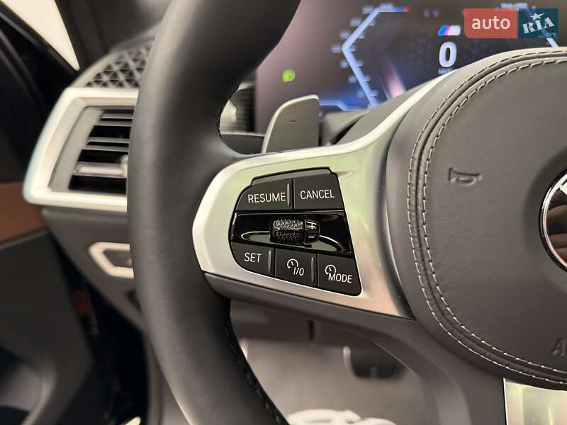 Внедорожник / Кроссовер BMW X7 2023 в Киеве