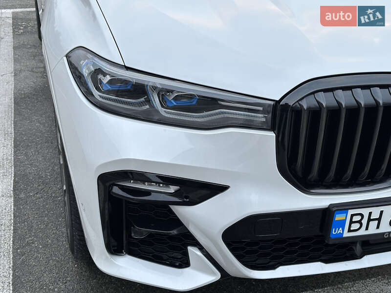 Внедорожник / Кроссовер BMW X7 2022 в Киеве фото 13 Внедорожник / Кроссовер BMW X7 2022 в Киеве