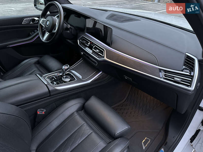 Внедорожник / Кроссовер BMW X7 2022 в Киеве фото 48 Внедорожник / Кроссовер BMW X7 2022 в Киеве