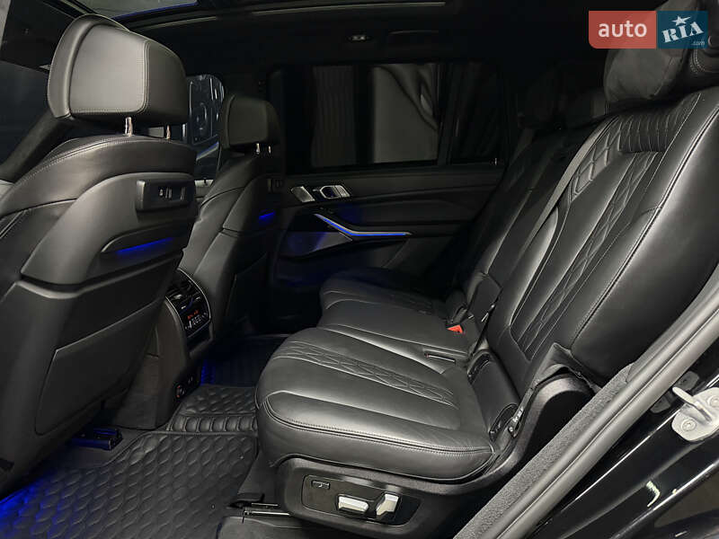 Позашляховик / Кросовер BMW X7 2022 в Одесі