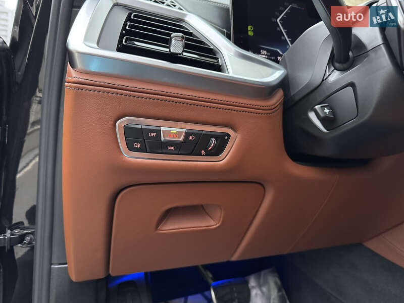 Внедорожник / Кроссовер BMW X7 2023 в Киеве фото 40 Внедорожник / Кроссовер BMW X7 2023 в Киеве