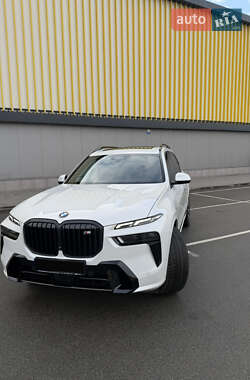 Внедорожник / Кроссовер BMW X7 2024 в Киеве