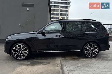 Внедорожник / Кроссовер BMW X7 2023 в Киеве