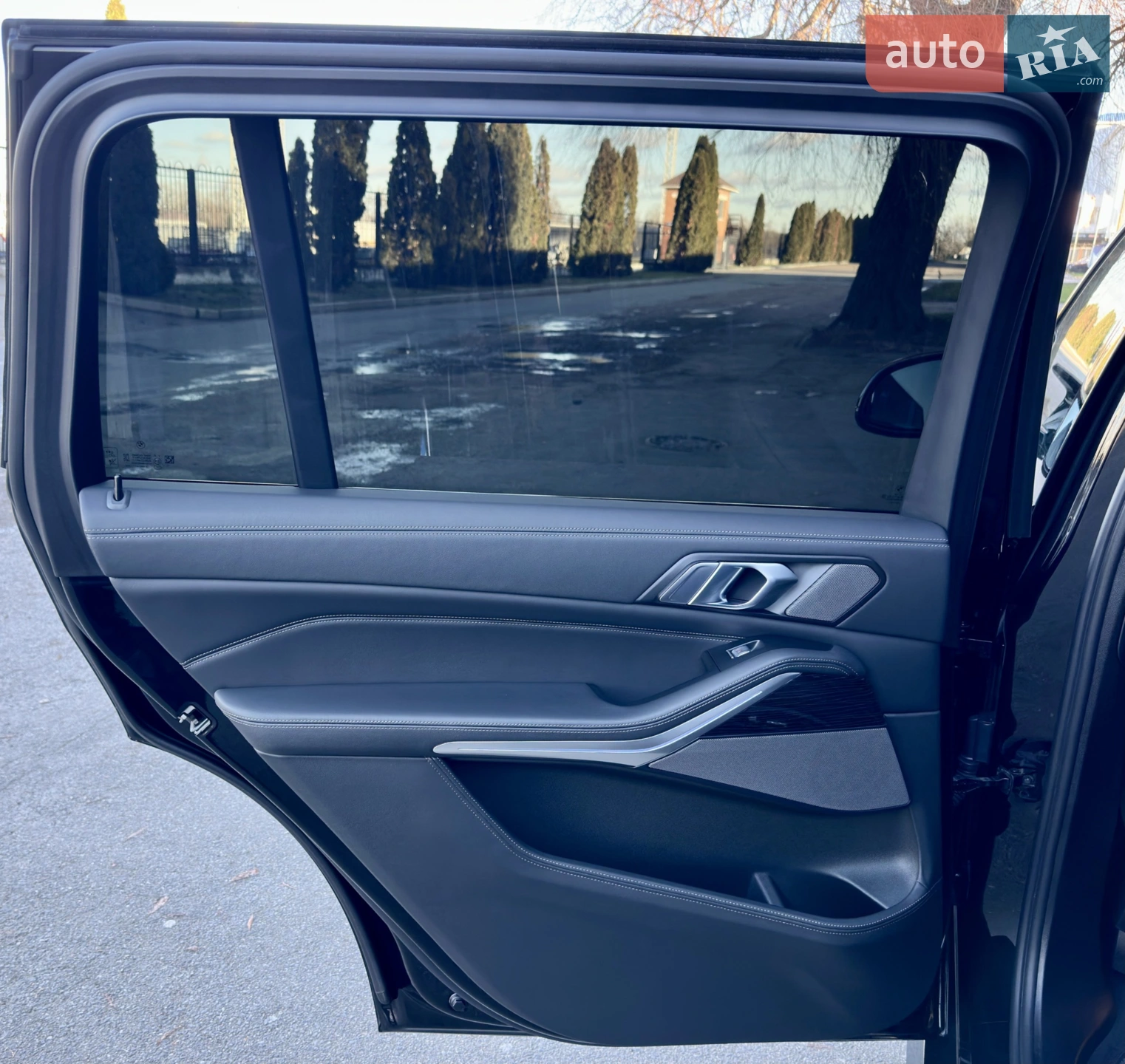 2023 BMW X7 - мініатюра 21