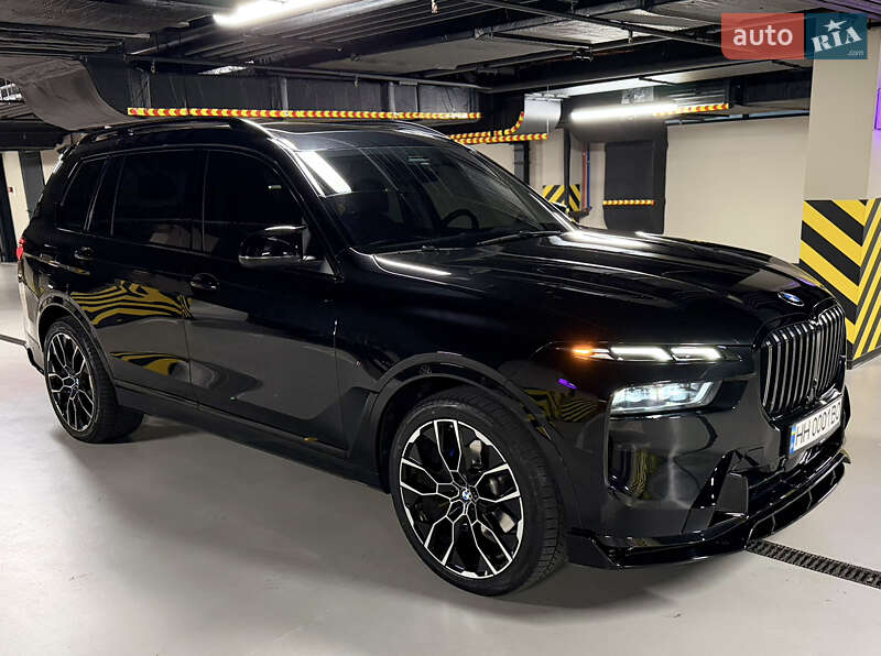 Внедорожник / Кроссовер BMW X7 2023 в Одессе