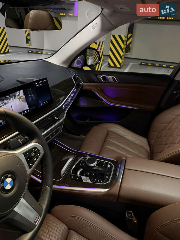 Внедорожник / Кроссовер BMW X7 2023 в Одессе