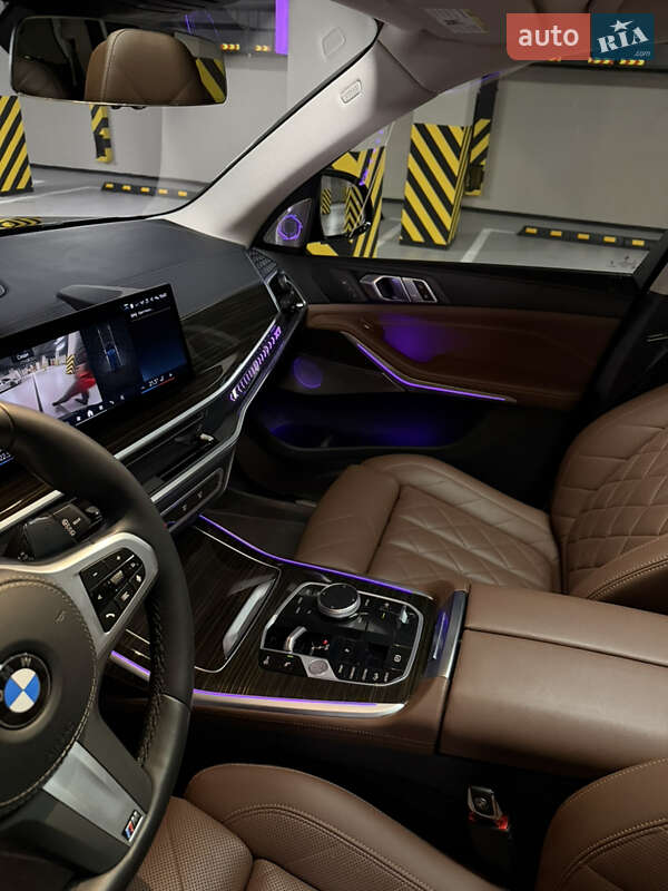 Внедорожник / Кроссовер BMW X7 2023 в Одессе