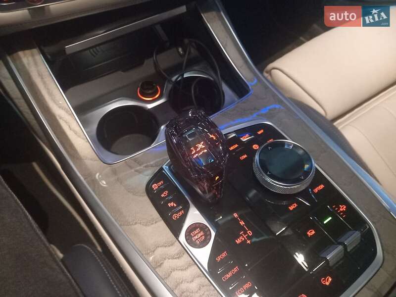 Позашляховик / Кросовер BMW X7 2019 в Києві фото 18 Позашляховик / Кросовер BMW X7 2019 в Києві