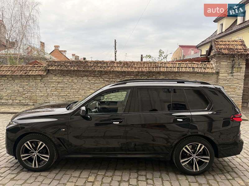 Внедорожник / Кроссовер BMW X7 2023 в Каменец-Подольском