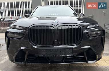 Внедорожник / Кроссовер BMW X7 2023 в Киеве