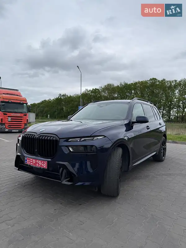 BMW X7