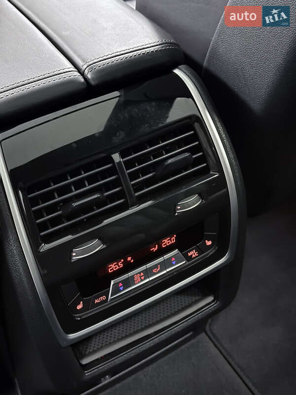 Позашляховик / Кросовер BMW X7 2024 в Одесі