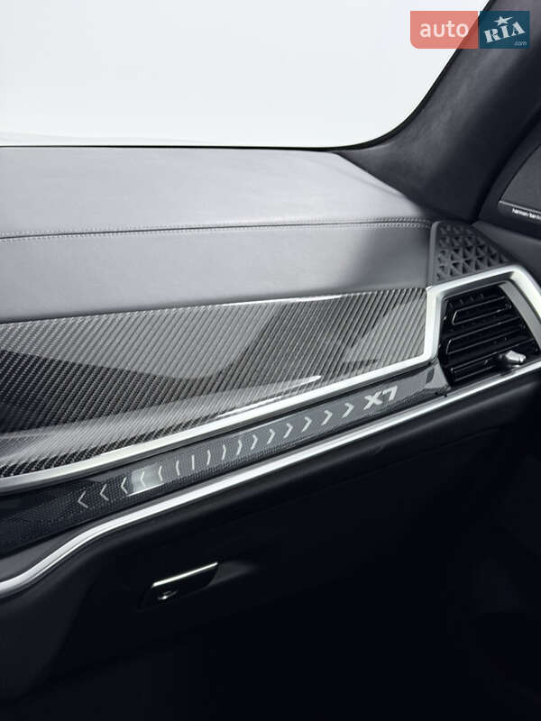Позашляховик / Кросовер BMW X7 2024 в Одесі