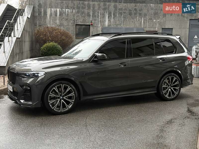 Позашляховик / Кросовер BMW X7 2022 в Києві фото 4 Позашляховик / Кросовер BMW X7 2022 в Києві