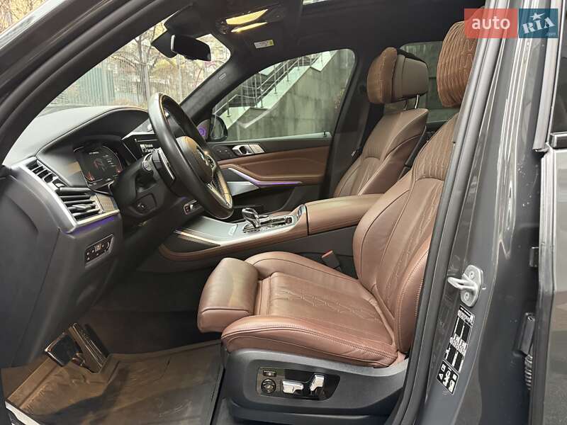 Позашляховик / Кросовер BMW X7 2022 в Києві фото 20 Позашляховик / Кросовер BMW X7 2022 в Києві