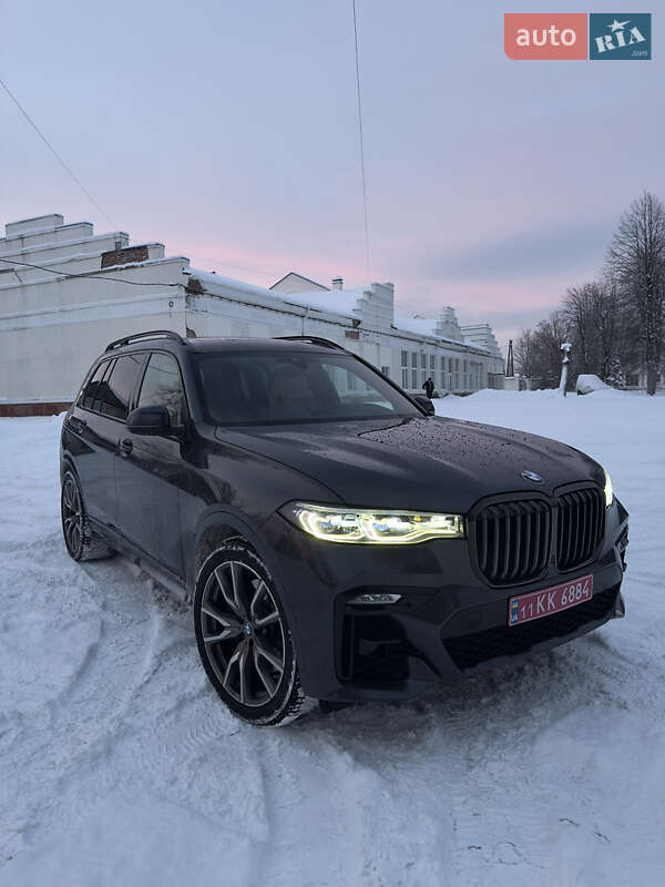 Внедорожник / Кроссовер BMW X7 2021 в Киеве