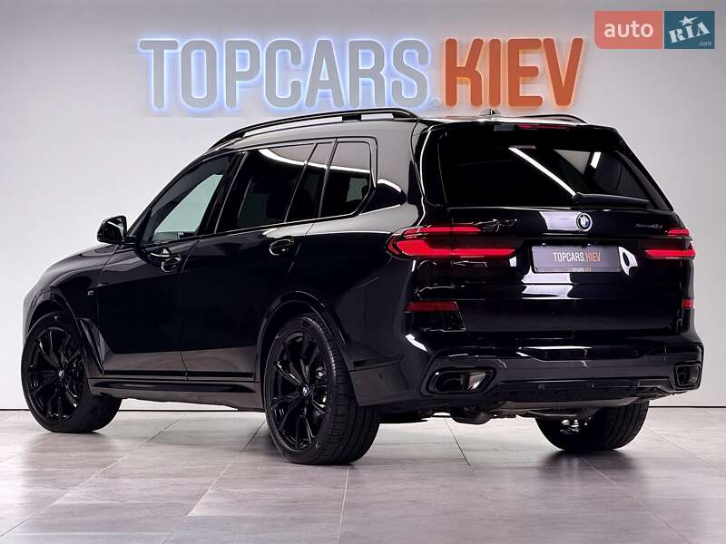 Внедорожник / Кроссовер BMW X7 2025 в Киеве
