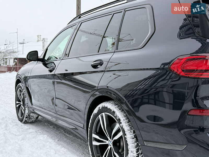 Внедорожник / Кроссовер BMW X7 2020 в Умани