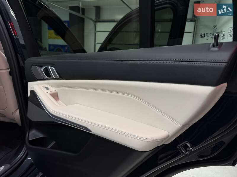 Позашляховик / Кросовер BMW X7 2021 в Тернополі фото 57 Позашляховик / Кросовер BMW X7 2021 в Тернополі