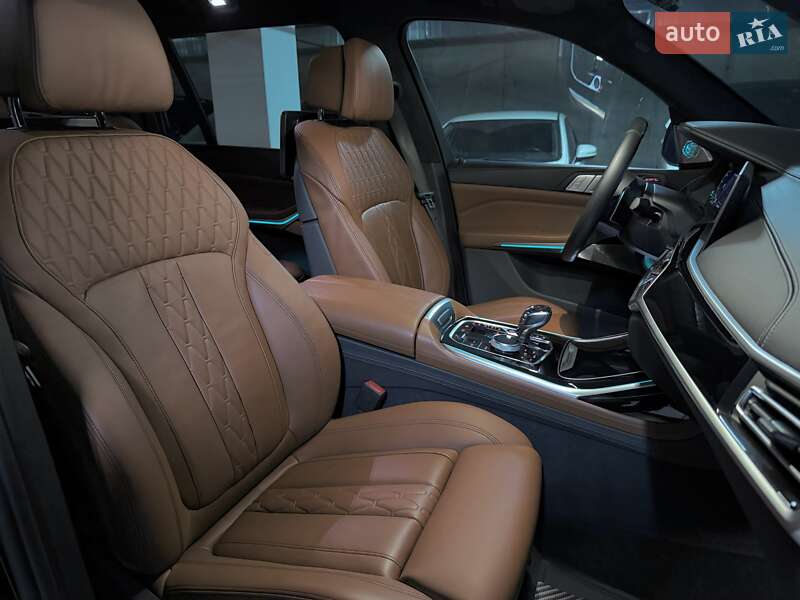 Позашляховик / Кросовер BMW X7 2019 в Дніпрі