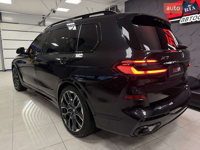 Внедорожник / Кроссовер BMW X7 2024 в Тернополе