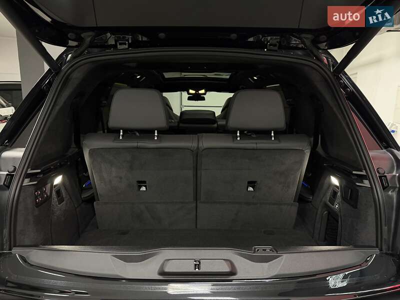 Внедорожник / Кроссовер BMW X7 2024 в Тернополе