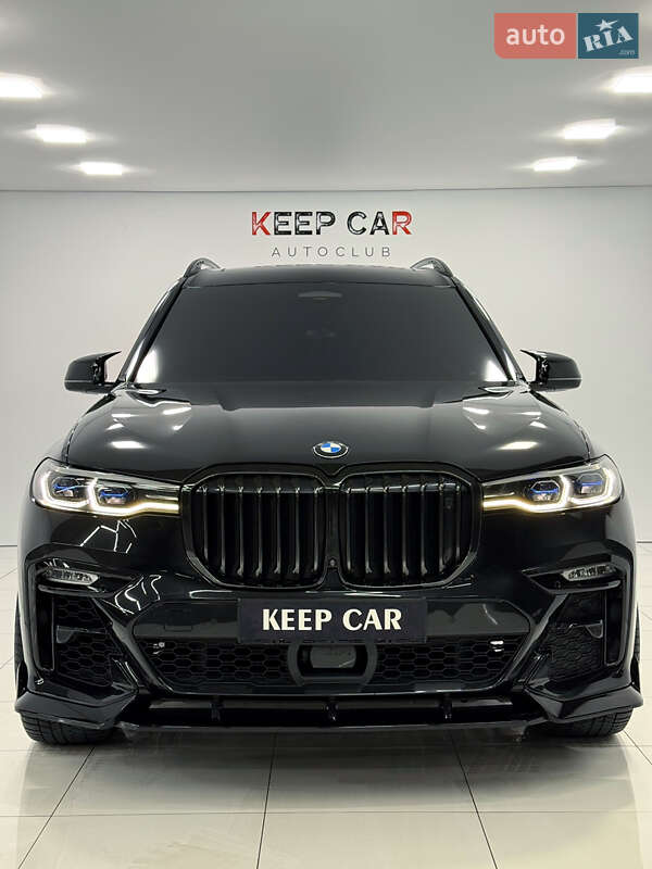 Внедорожник / Кроссовер BMW X7 2022 в Одессе