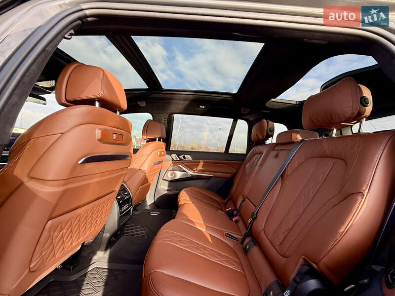 Внедорожник / Кроссовер BMW X7 2023 в Киеве фото 22 Внедорожник / Кроссовер BMW X7 2023 в Киеве