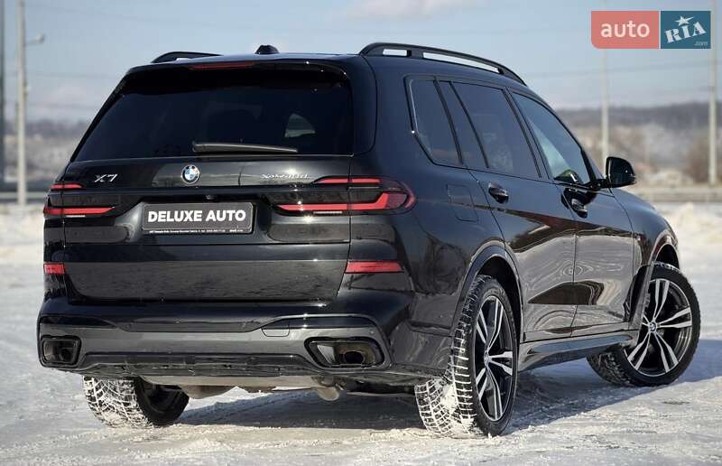 Внедорожник / Кроссовер BMW X7 2024 в Киеве