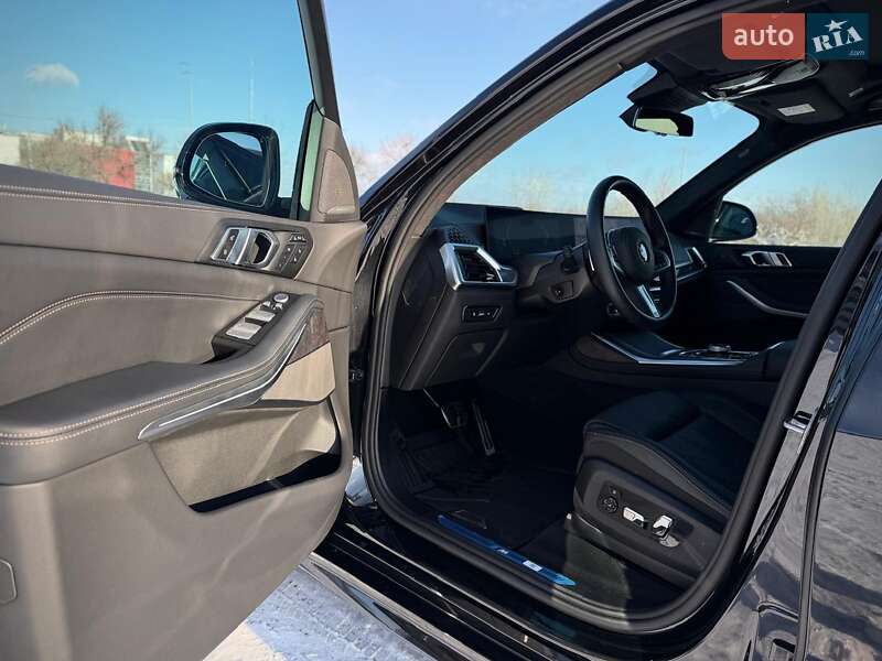 Внедорожник / Кроссовер BMW X7 2024 в Киеве