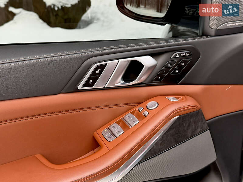 Внедорожник / Кроссовер BMW X7 2024 в Житомире