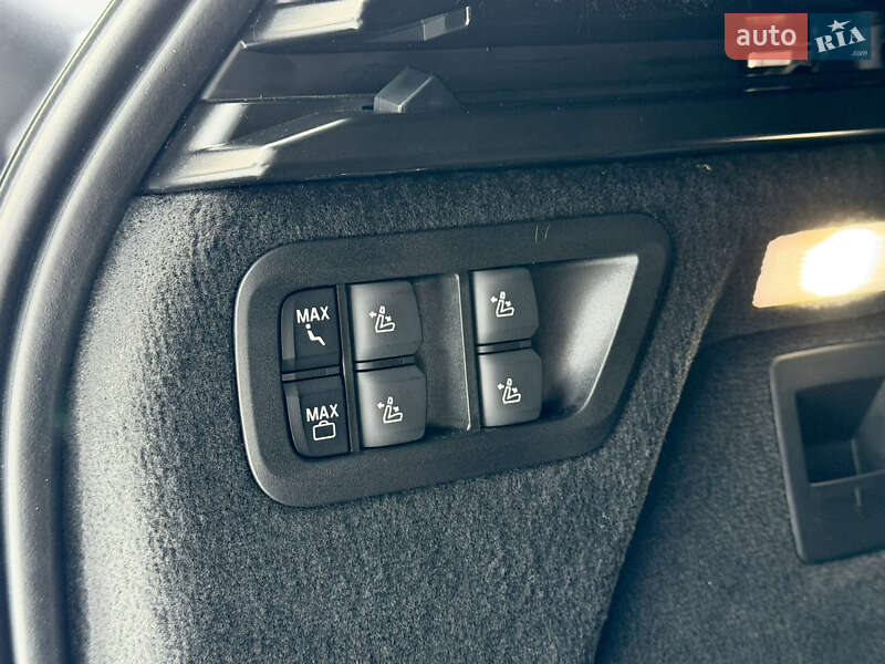 Внедорожник / Кроссовер BMW X7 2024 в Житомире