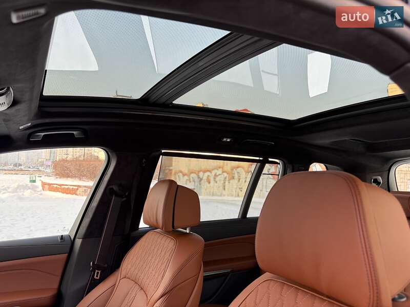 Внедорожник / Кроссовер BMW X7 2023 в Киеве фото 38 Внедорожник / Кроссовер BMW X7 2023 в Киеве