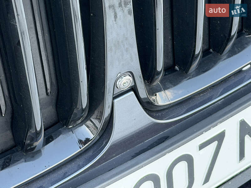 Внедорожник / Кроссовер BMW X7 2020 в Черкассах