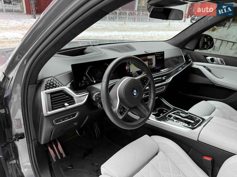 Внедорожник / Кроссовер BMW X7 2024 в Львове