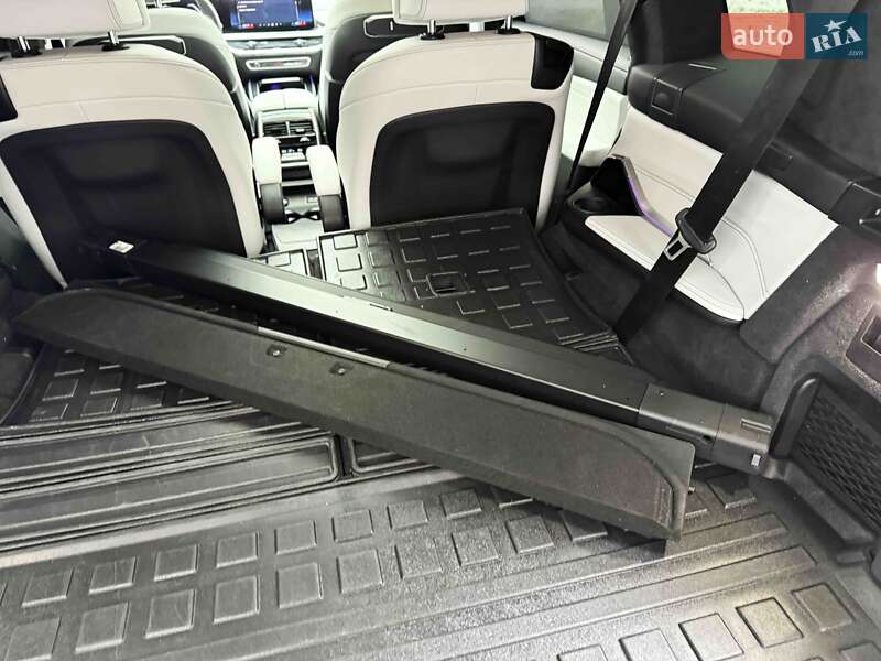 Внедорожник / Кроссовер BMW X7 2024 в Львове