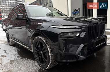 Внедорожник / Кроссовер BMW X7 2023 в Киеве