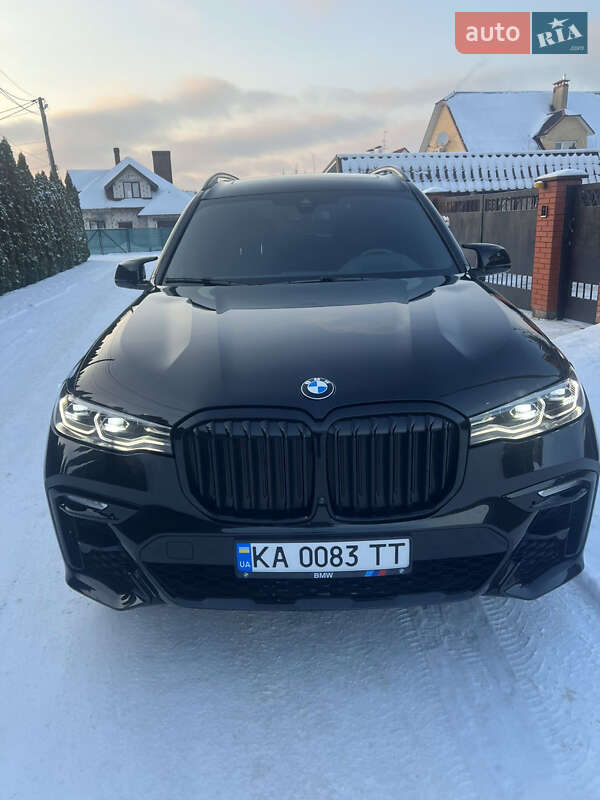 Внедорожник / Кроссовер BMW X7 2022 в Киеве