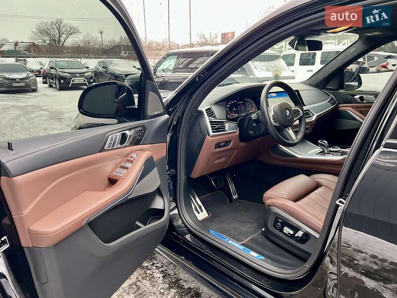 Внедорожник / Кроссовер BMW X7 2022 в Киеве