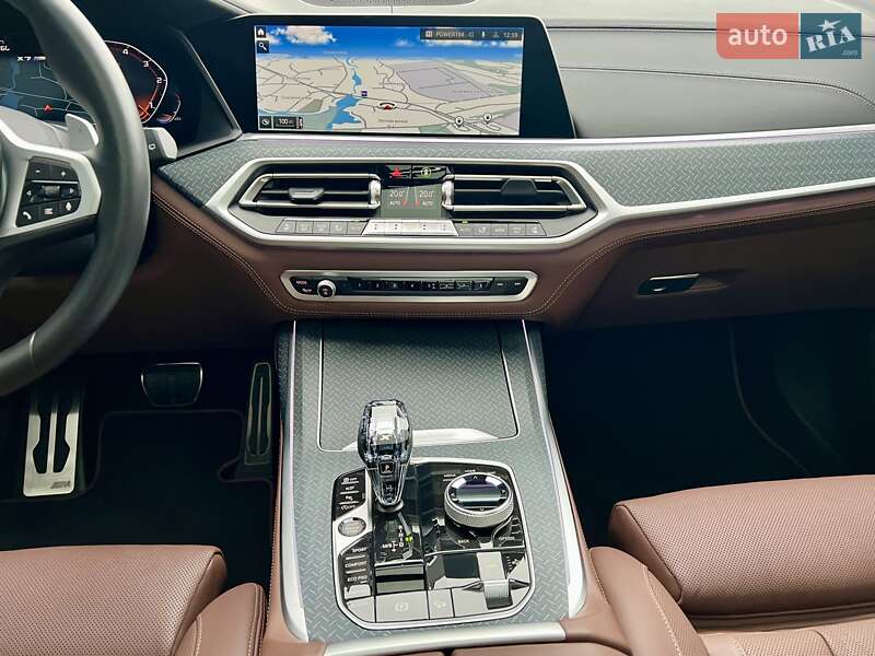 Внедорожник / Кроссовер BMW X7 2022 в Киеве