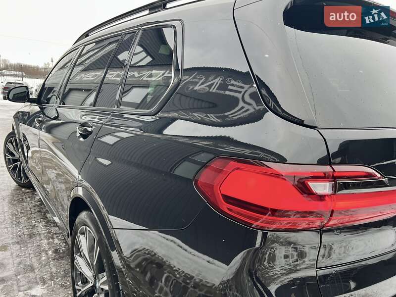 Внедорожник / Кроссовер BMW X7 2022 в Киеве
