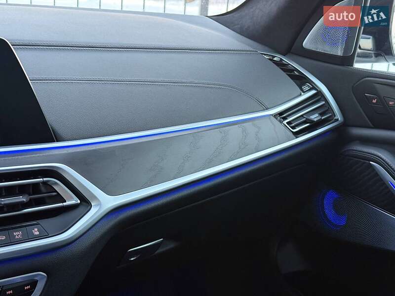 Внедорожник / Кроссовер BMW X7 2022 в Хмельницком