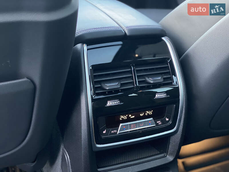 Внедорожник / Кроссовер BMW X7 2020 в Киеве