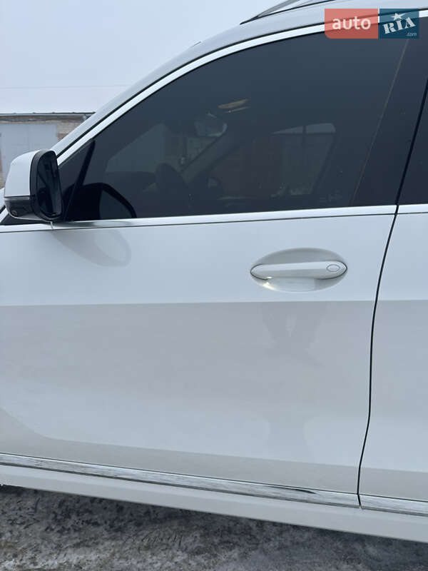Внедорожник / Кроссовер BMW X7 2019 в Киеве фото 33 Внедорожник / Кроссовер BMW X7 2019 в Киеве