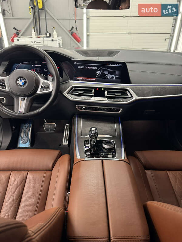 Внедорожник / Кроссовер BMW X7 2022 в Запорожье